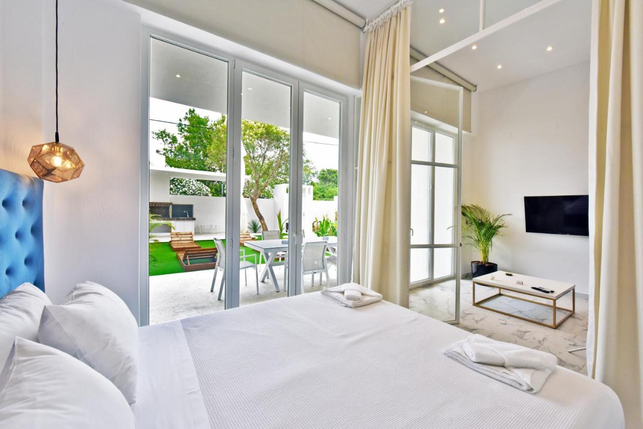 4 Elements Seaside Luxury Suites By Rentalspro Services Nea Moudania Halkidiki Exterior foto