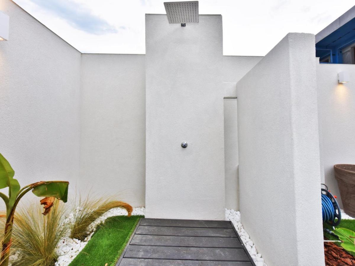 4 Elements Seaside Luxury Suites By Rentalspro Services Nea Moudania Halkidiki Exterior foto