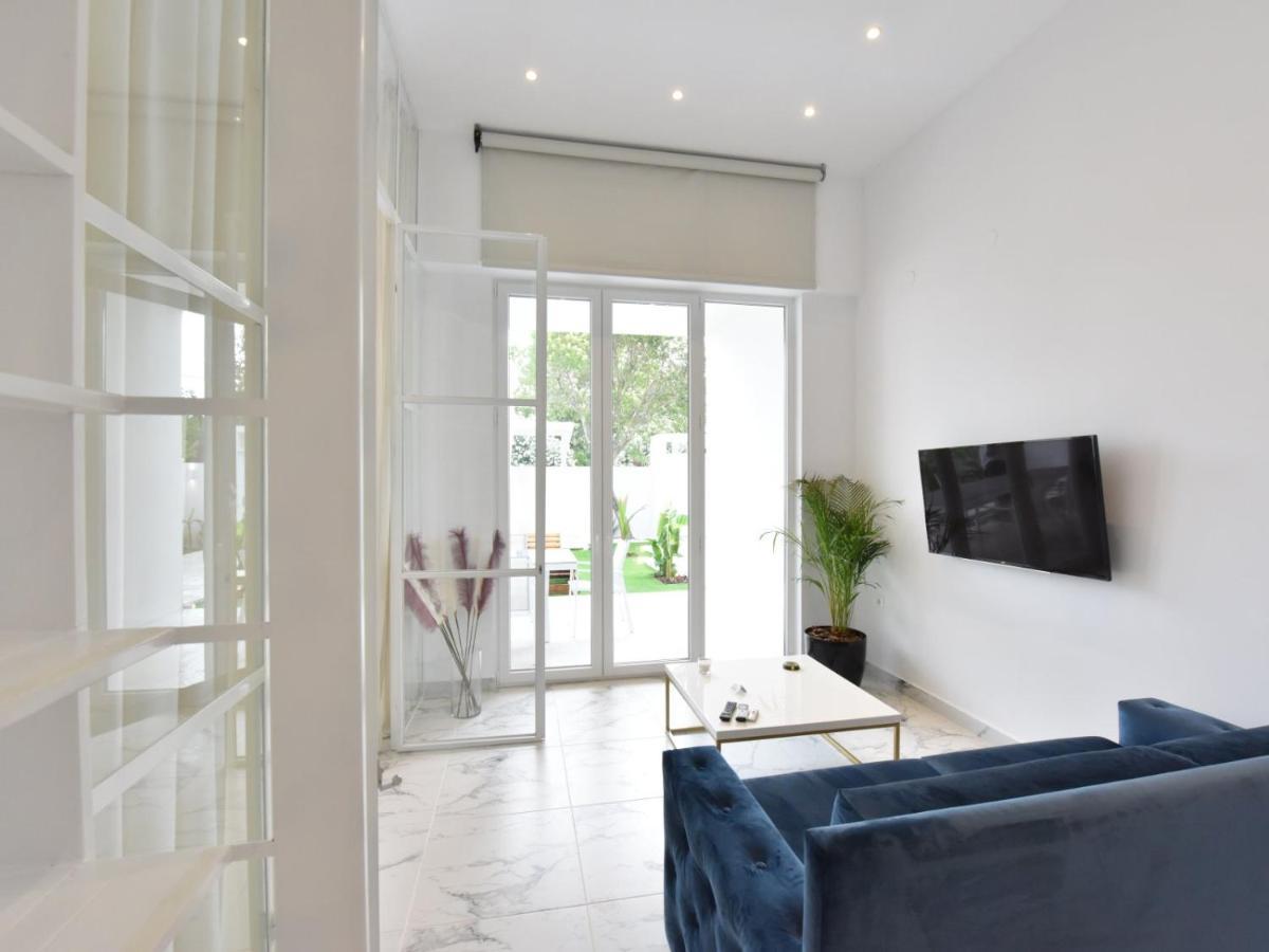 4 Elements Seaside Luxury Suites By Rentalspro Services Nea Moudania Halkidiki Exterior foto