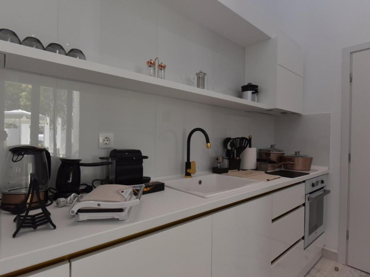 4 Elements Seaside Luxury Suites By Rentalspro Services Nea Moudania Halkidiki Exterior foto